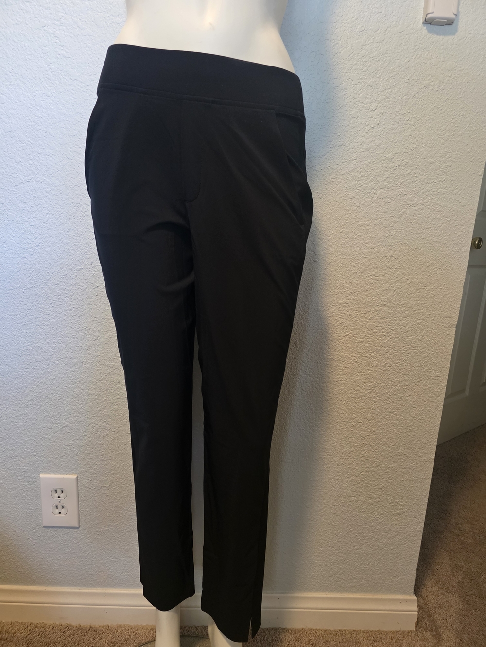 Athleta Black Straight-Leg Stretch Pants
